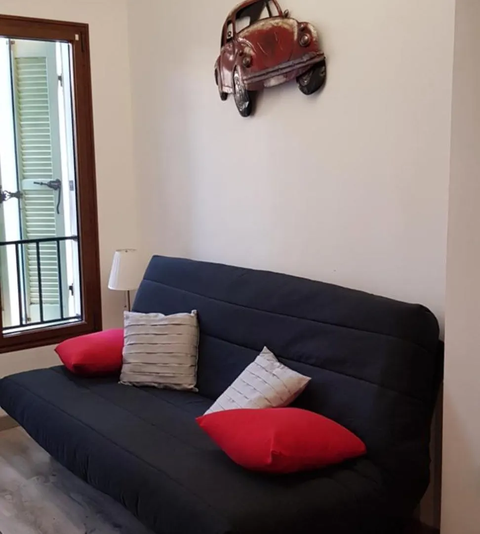 Joli Studio Climatise Proximite Ports Et Plages La Ciotat 0*,  France