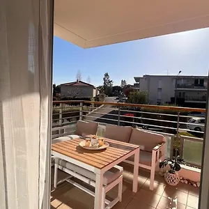 2 Dans Avec Piscine Et Parking Appartement